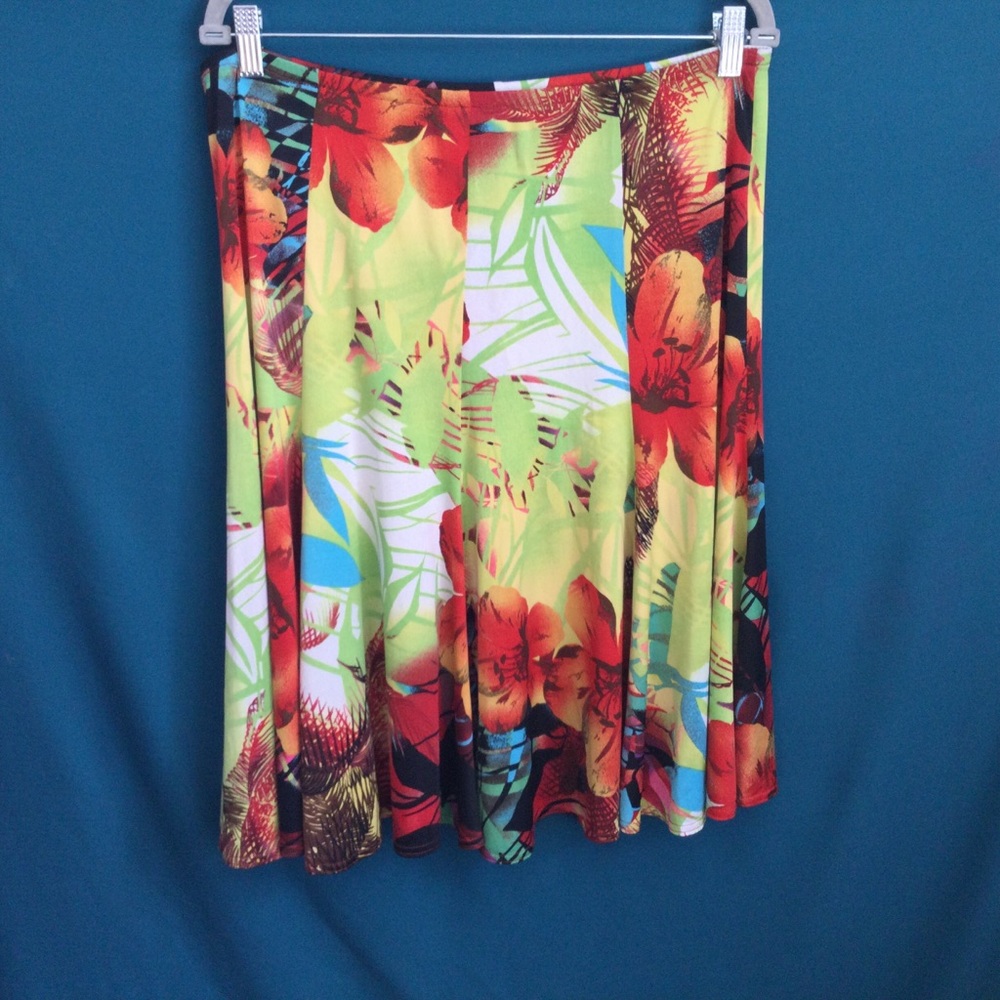 Bellisima Stretch Floral Knee Length Floral tropical Cruise Skirt Size 14